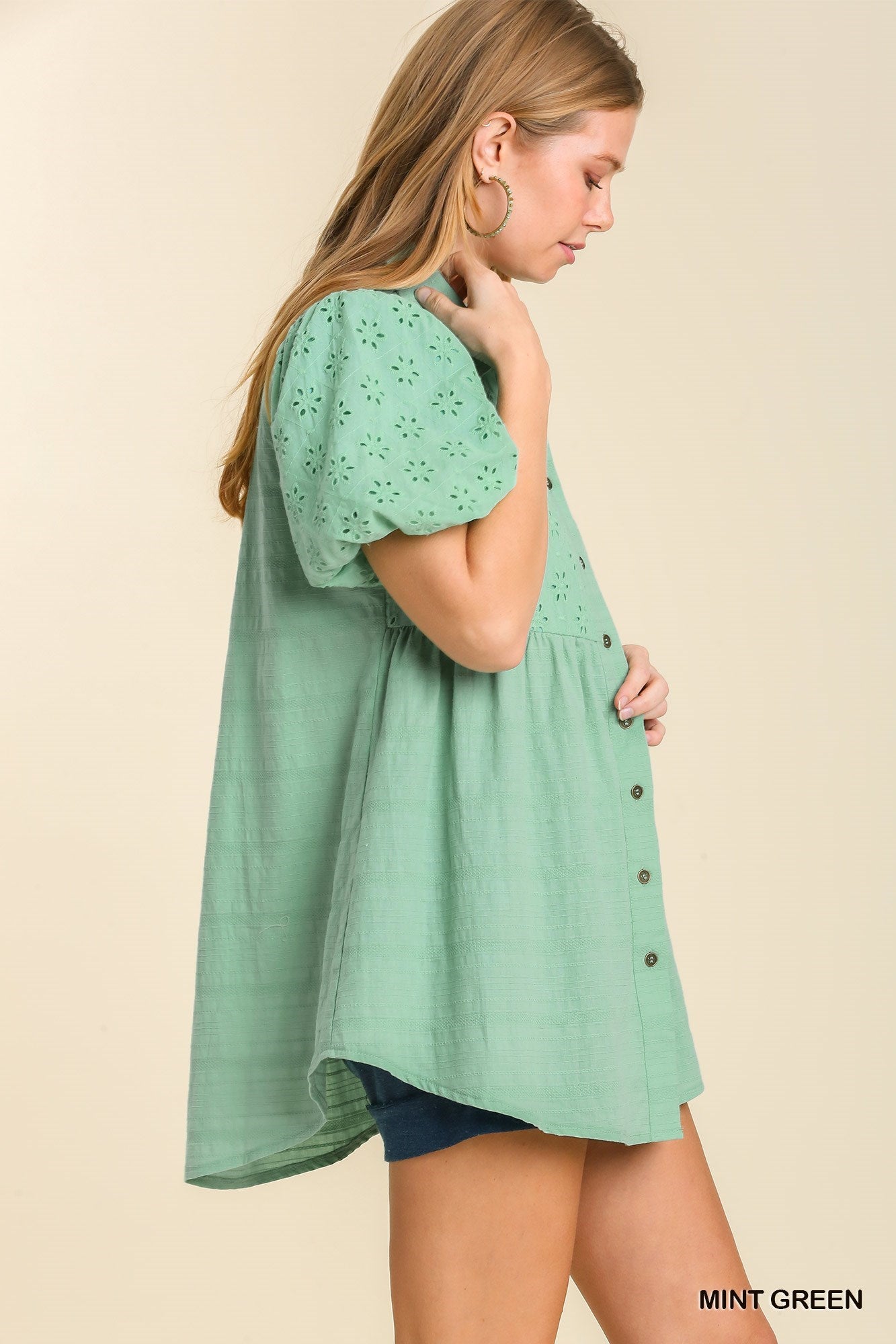 TSS Eyelet Puff Sleeve Collared Button Up Tunic (Mint Green)