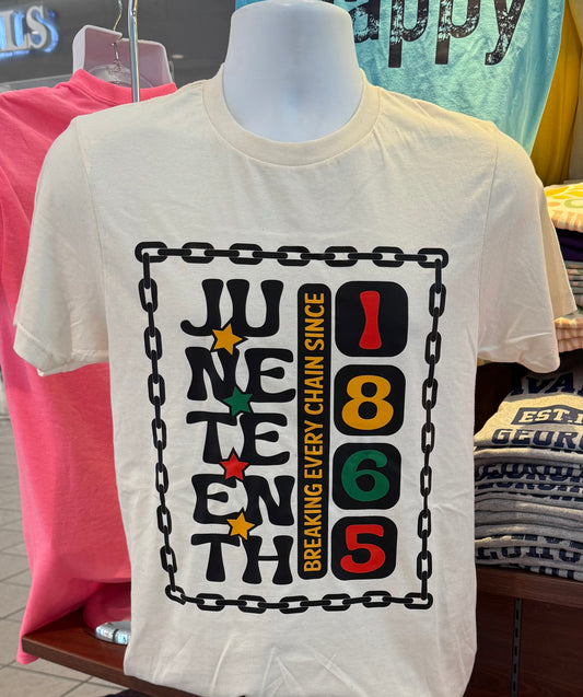 Juneteenth “Breaking Every Chain Since 1865” T-shirt (Short Sleeve Oatmeal)