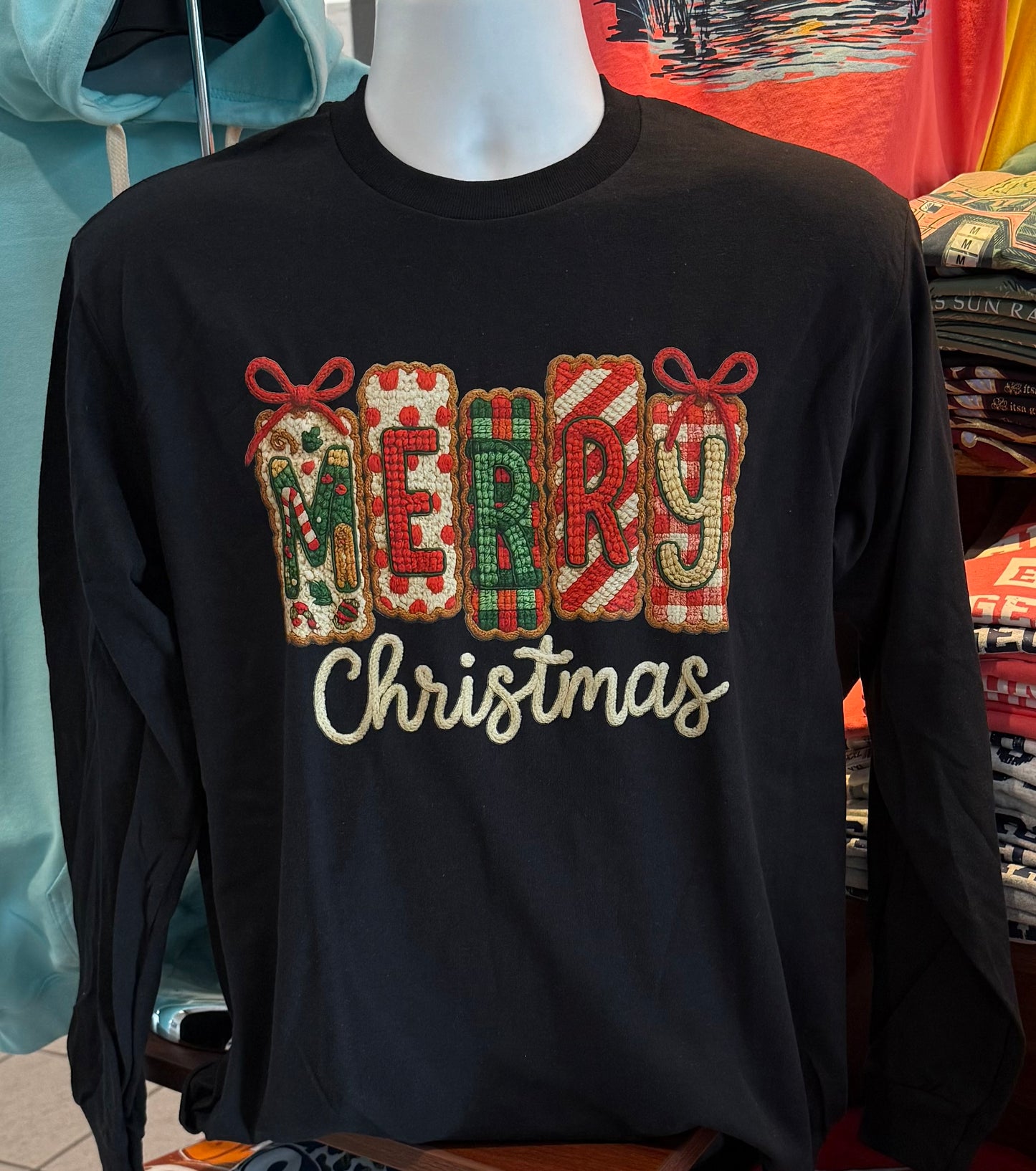 Merry Christmas Latch Hook Yarn Graphic T-shirt (Long Sleeve Sleeve Black)